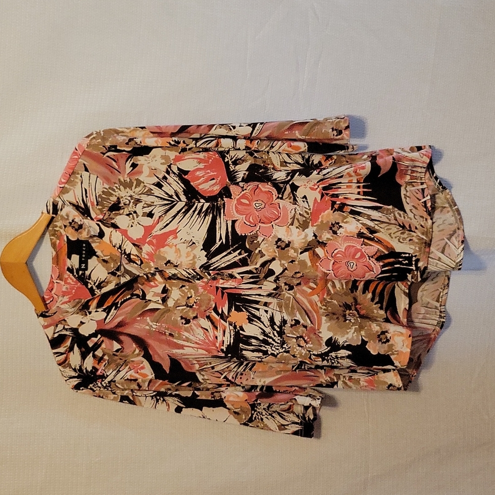 N Touch Floral Blouse